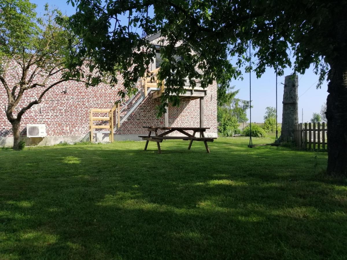 Le Gite Du Chtihameau Avec Piscine Interieure Privative, Selon Date Bassee Exterior photo